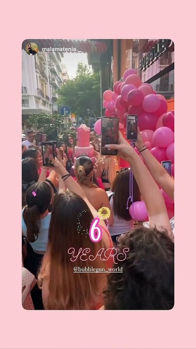 Ιωάννα Τούνη: Πάρτι υπερπαραγωγή για τα έξι χρό...