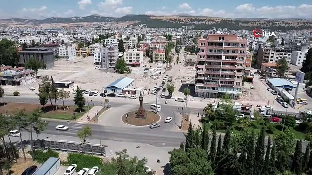 Bâtiments laissés vides dans la «ville en ruine» d'Adıyaman