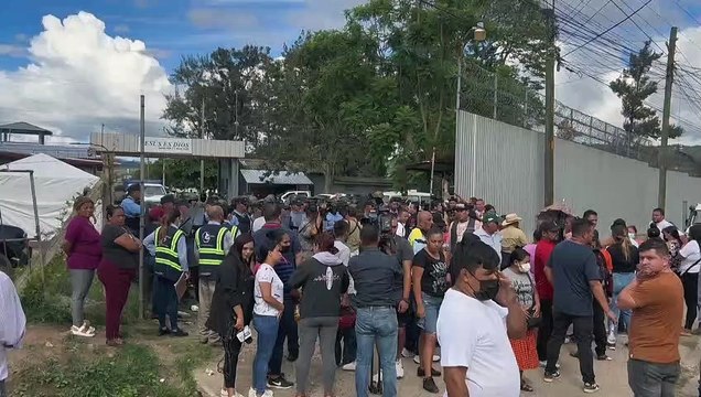 Relatives of inmates in despair after Honduras women's prison deaths