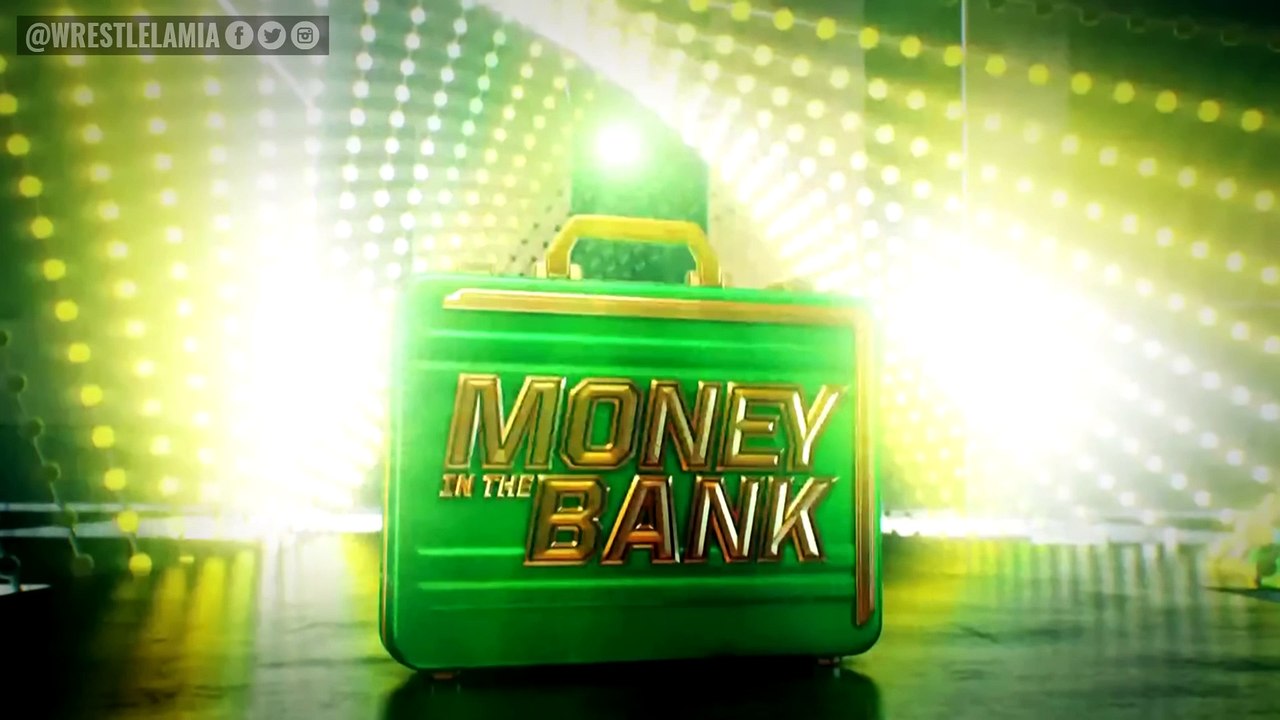 CM Punk Pis*es Off Wrestlers...WWE Wants Hook...HHH Has Nothing For Big WWE Faction...Wrestling News