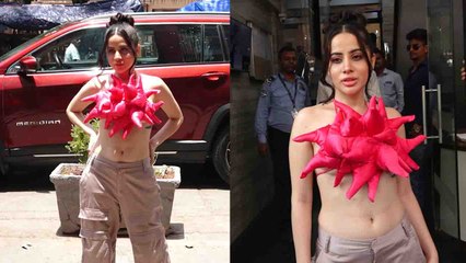 Urfi Javed के New Look ने उड़ाए सबके होश, Netizens बोले  'Dragon Queen' | Viral Video | FilmiBeat