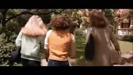 Halloween (1978) Original Movie Trailer.