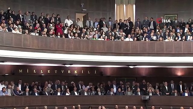 Cumhurbaşkanı Erdoğan: Ezici bir çoğunlukla milletimizin güvenine ve teveccühüne bir kez daha hem de tartışmasız bir şekilde mazhar olduk
