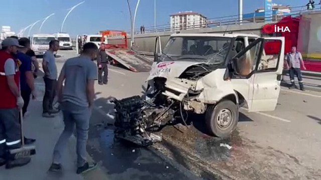 Zincirleme kazada can pazarı yaşandı; 1’i ağır 6 yaralı