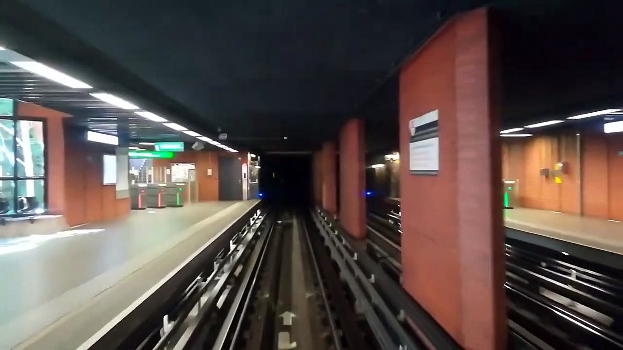 (Traveler view) Voyage à bord d’une rame MPL85 sur toute le ligne D du métro de Lyon @Lightram19DC