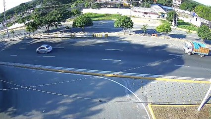 Revelan inédito video de cómo arrollaron a ciclistas en Vía a la Costa