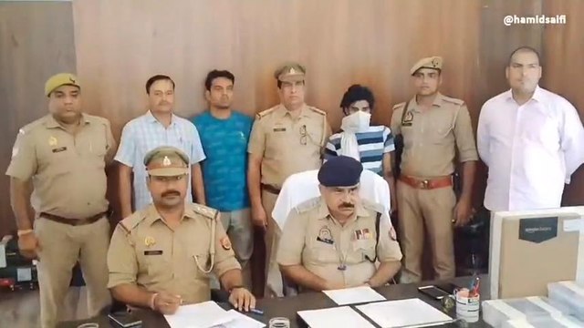 बुलंदशहर: ख़ाकी की गिरफ्त लेडी गैंग लीडर, लाखों की नगदी व ज्वैलरी बरामद