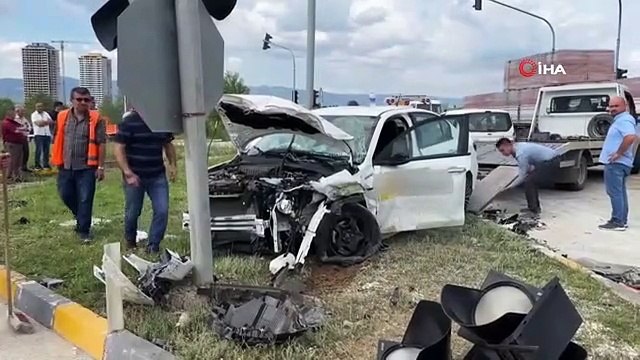 Kastamonu'da iki ayrı trafik kazasında 6 kişi yaralandı