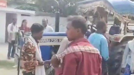 खगड़िया: सड़क हादसे में युवक की मौत, दूसरे की हालत गंभीर शादी समारोह में जा रहे थे दोनों