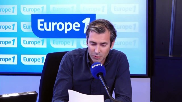 «Mes nuits avec une intelligence artificielle» de Stéphane Rose et la pièce en noir et blanc «Smile»
