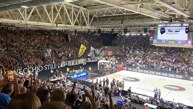 La Virtus batte Olimpia Milano, l'entusiasmo dei tifosi: il video