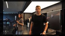 Dünyaca yıldızı Edin Dzeko, Fenerbahçe'ye imza atmak için İstanbul'a geldi