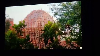 मिशिगन यूनिवर्सिटी के स्टूडेंट्स ने ब्लू पॉटरी, कठपुतली पर बनाई डॉक्यूमेंट्री