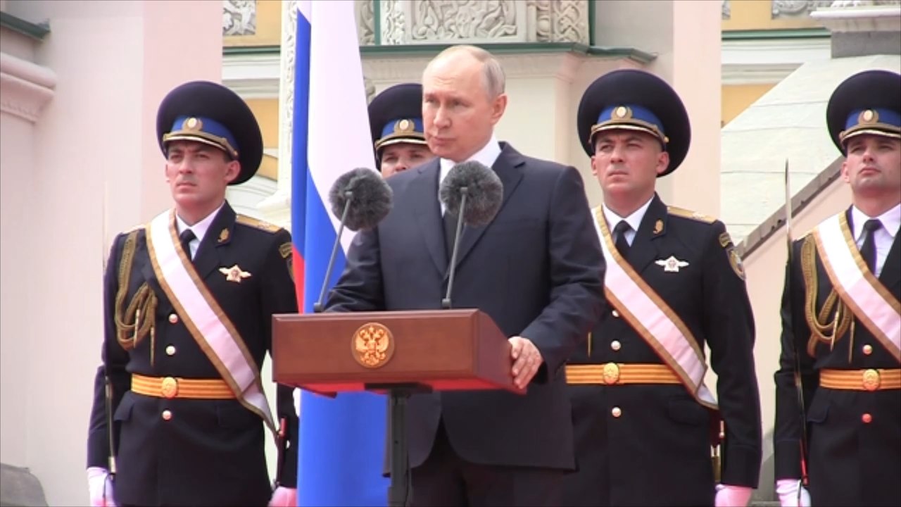 Experten: "massive säuberungswelle" in putins armee!