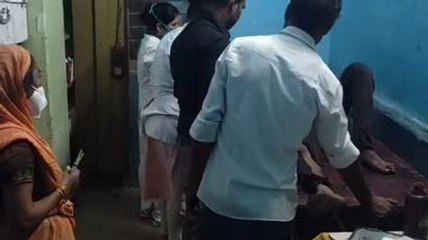 दमोह: लापरवाही से बाइक चलाना पड़ा महंगा, गंभीर हादसे का शिकार हुआ युवक