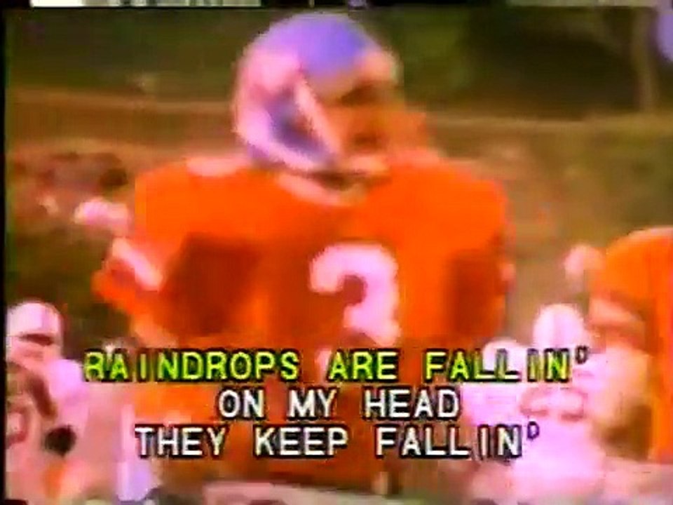 0922ZW RAINDROPS KEEP FALLIN' ON MY HEAD - B.J. THOMAS - PIONEER