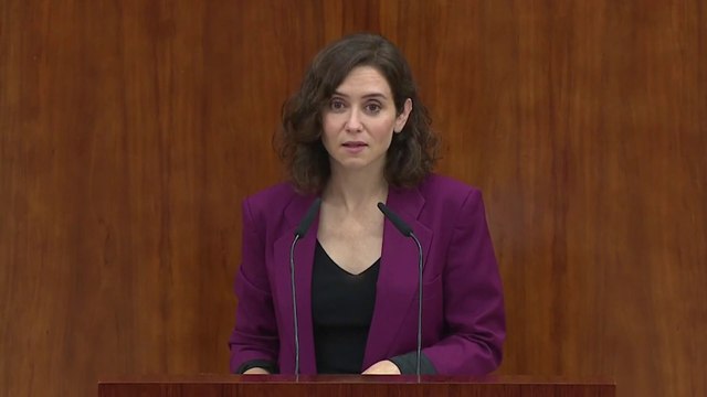 Ayuso reprocha a Vox que se haya convertido de colchón y gran ayuda de Sánchez