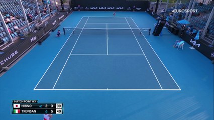 Balle de match la plus bizarre de la journée : l'incroyable effet de Trevisan qui a trompé Hibino