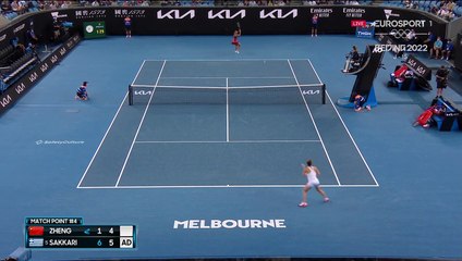 La 4è balle de match est la bonne pour Maria Sakkari face à Qinwen Zhang