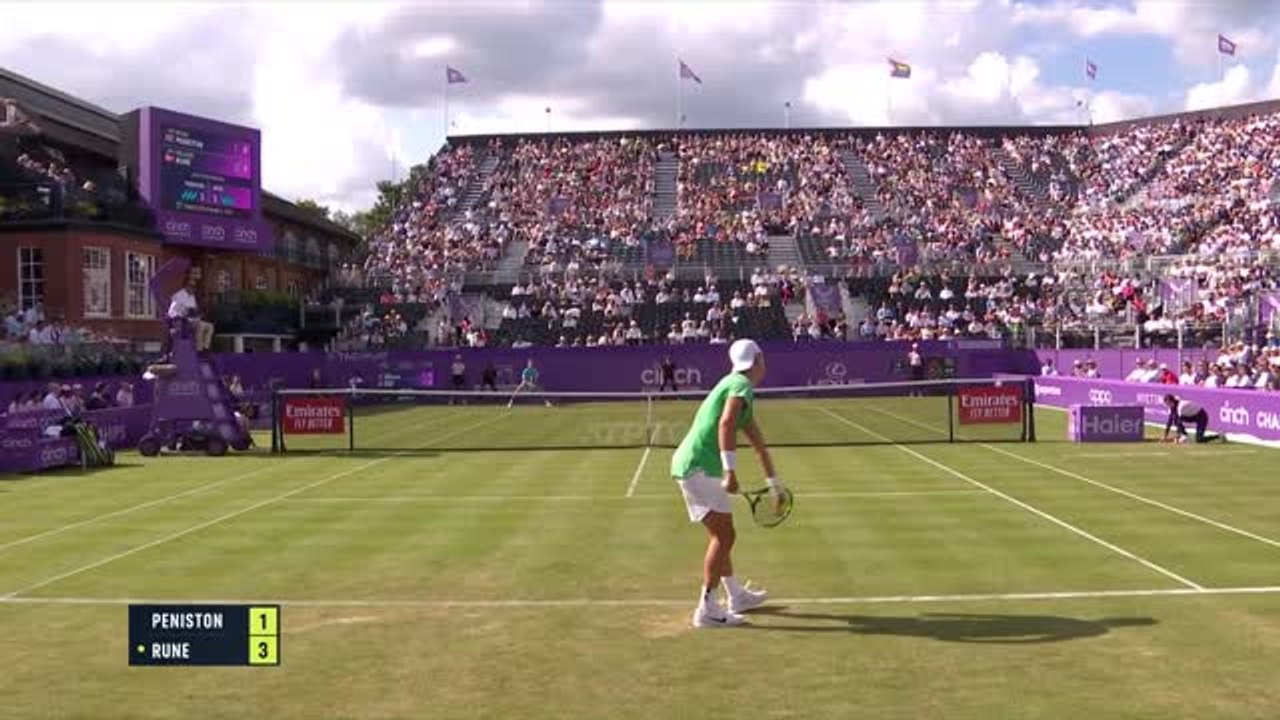 Highlights: Rune lässt Peniston keine Chance