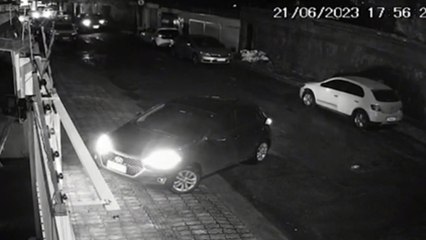 Homem 'esquece' filho em carro durante assalto em Salvador