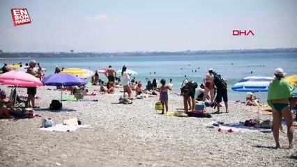 Antalya'da sahiller doldu