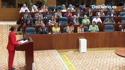 Mónica García acusa a Ayuso de "inaugurar" un gobierno "cruel" y el presidente de la Asamblea se lo recrimina: "Son expresiones contrarias a la cortesía parlamentaria"