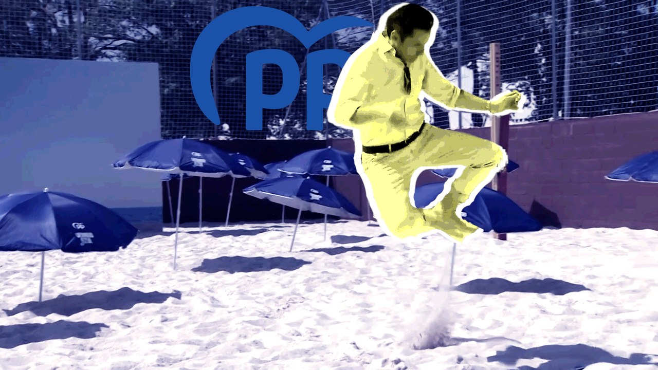 El PP presenta su campaña de verano desde un decorado que simula una playa