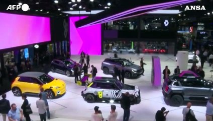 Il mercato auto recupera in Europa, boom elettriche