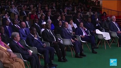 Paris climate summit opens with aim of overhauling global financing