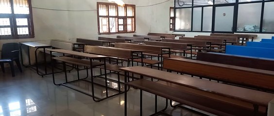 SURAT VIDEO : 68,500 सीटों के सामने सिर्फ 25 हजार विद्यार्थियों ने ली रुचि