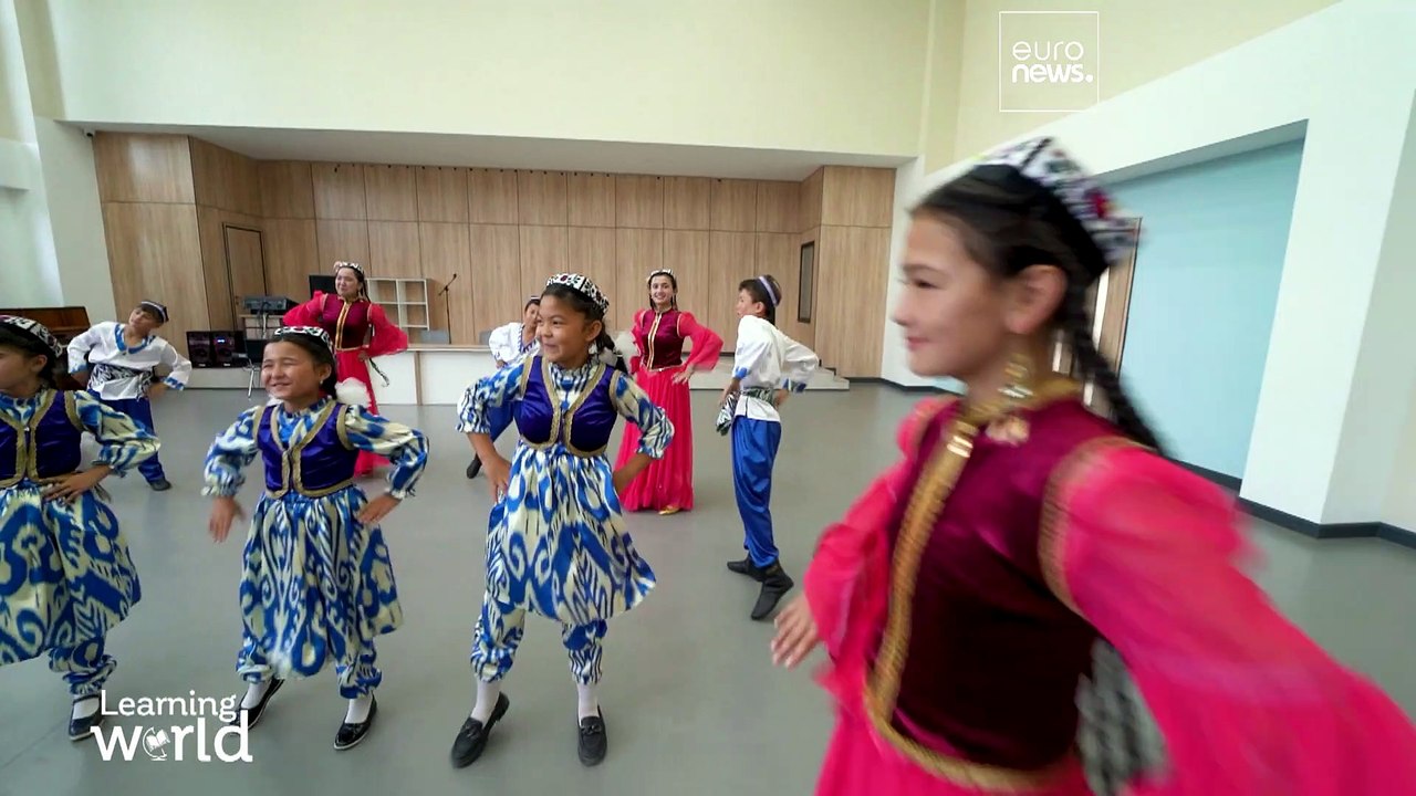 Özbekistan okul dışı eğitim merkezlerinde geleceğe yatırım yapıyor