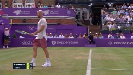 Queen’s - Adrian Mannarino élimine Taylor Fritz