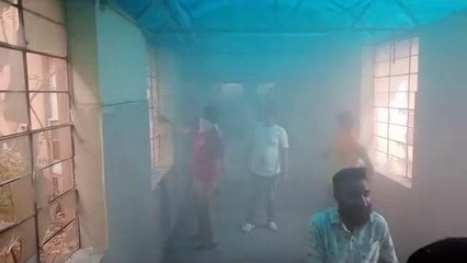 एमबीएस ओल्ड ब्लॉक में लगी आग, खिड़कियों के कांच फोड़ निकाला धुंआ