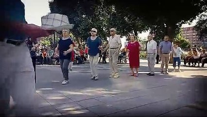 Paseo de La Condesa, una animada pista de baile para los mayores