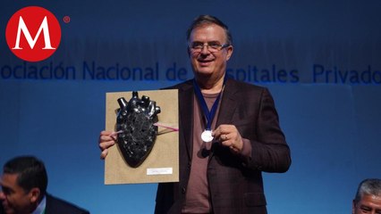 Marcelo Ebrard acude a congreso de Hospitales Privados