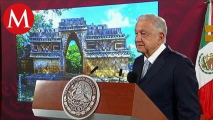 AMLO muestra con orgullo el "arco falso" en el siglo IX, "es nuestra idiosincrasia"