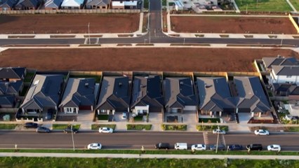 VIC Government Under Fire for Hoarding $500 Million in Infrastructure Funds 🚧