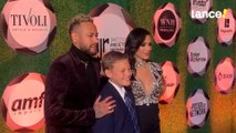 Neymar posa ao lado de Bruna Biancardi em evento de leilão