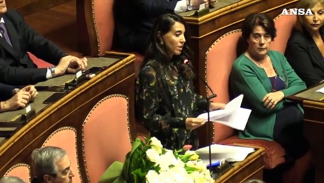 Berlusconi, l'emozione di Licia Ronzulli durante la commemorazione in Senato
