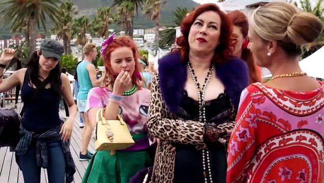 Comme Cendrillon 4 : Trouver chaussure à son pied Bande-annonce (EN)