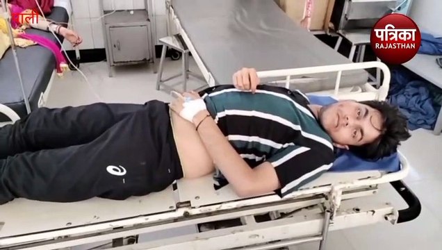 Car Accident : कार चालक को आई नींद की झपकी, दूल्हा-दुल्हन सहित 7 लोग गंभीर घायल