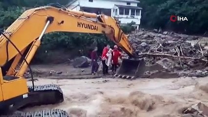 Bir ilimiz daha sular altında! Kabusu yaşadılar