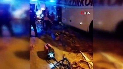Yolcu otobüsü tuğla yüklü tıra çarptı: 1 ölü, 9 yaralı