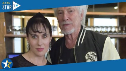 Hugues Aufray, 93 ans, va se marier avec sa jeune compagne Muriel, 45 ans de moins !