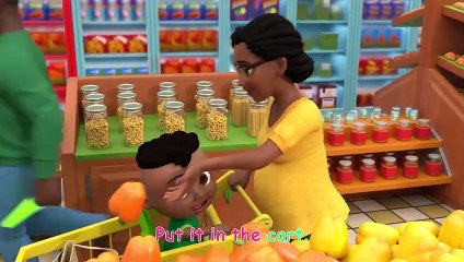 Red Light Green Light (Food Version) - Cody & JJ! It's Play Time! CoComelon Kids Songs