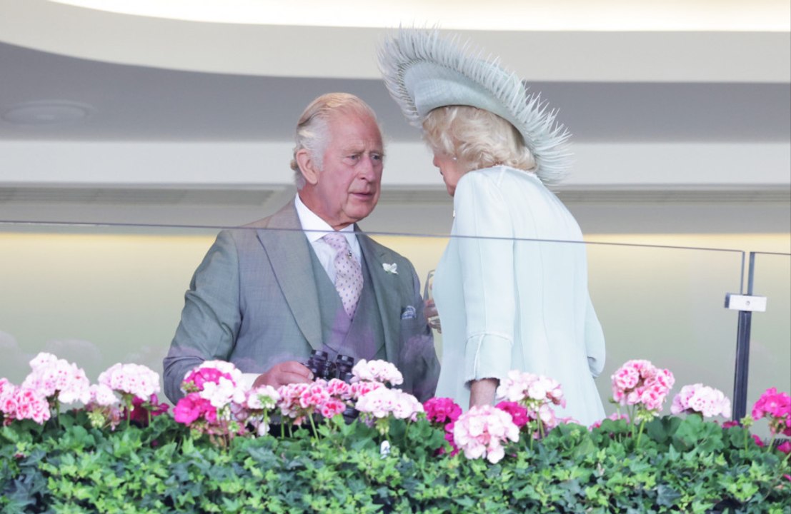 König Charles: Tränen für Pferd von Queen Elizabeth