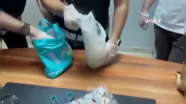 Opération de contrebande d'antiquités à Istanbul： 2 mille 295 pièces et 44 pointes de flèches ont été saisies