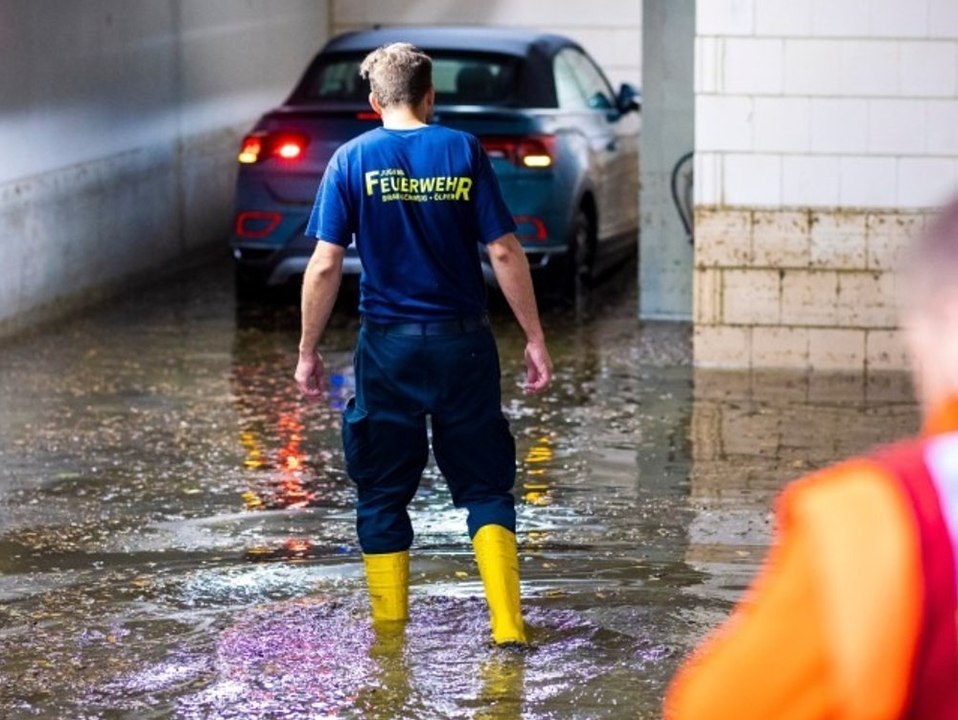 Wetterdienst warnt vor weiteren Unwettern: Was ist im Notfall zu tun?
