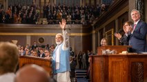 अमेरिकी कांग्रेस में 63 मिनट तक PM मोदी के शब्दों की गूंज, 15 बार स्टैंडिंग ओवेशन